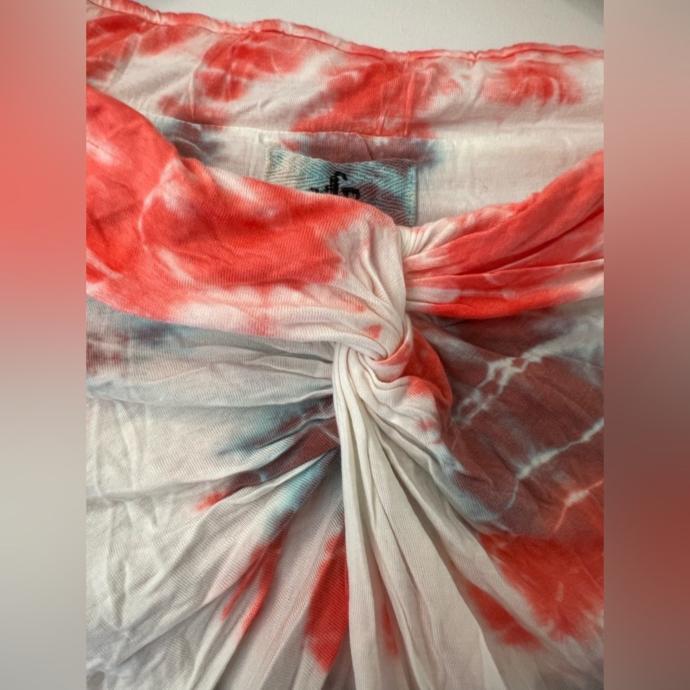 Young Fabulous & Broke Red and Gray Tie-Dye Top and matching skirt - Picture 13 of 15